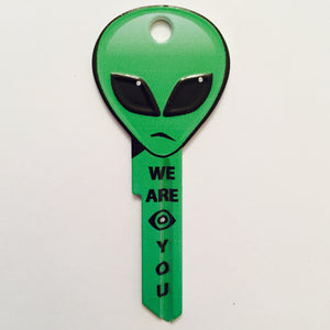 5 Green Alien Head Shaped Space Keys